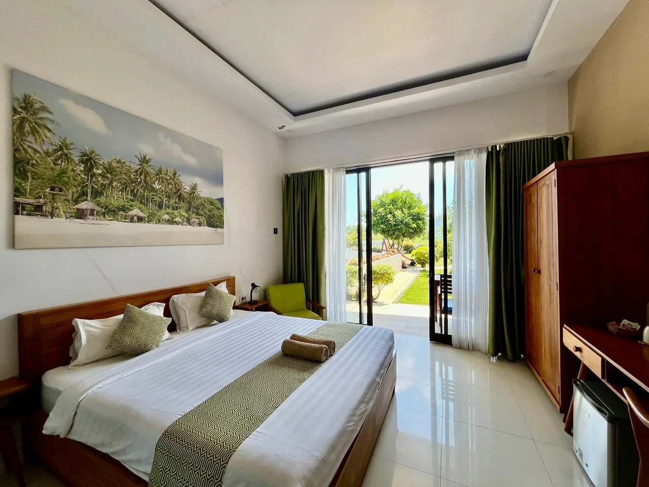 Themed rooms inspired by the island